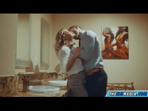 ❤️ Quando una bionda formosa ti seduce in un bagno pubblico ❤️❌ Porno vkal it.thebestfetishsites.ru ❌️❤